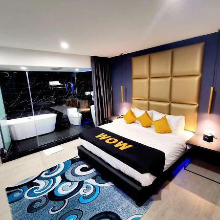 Wow Hotel Penang Джорджтаун Экстерьер фото