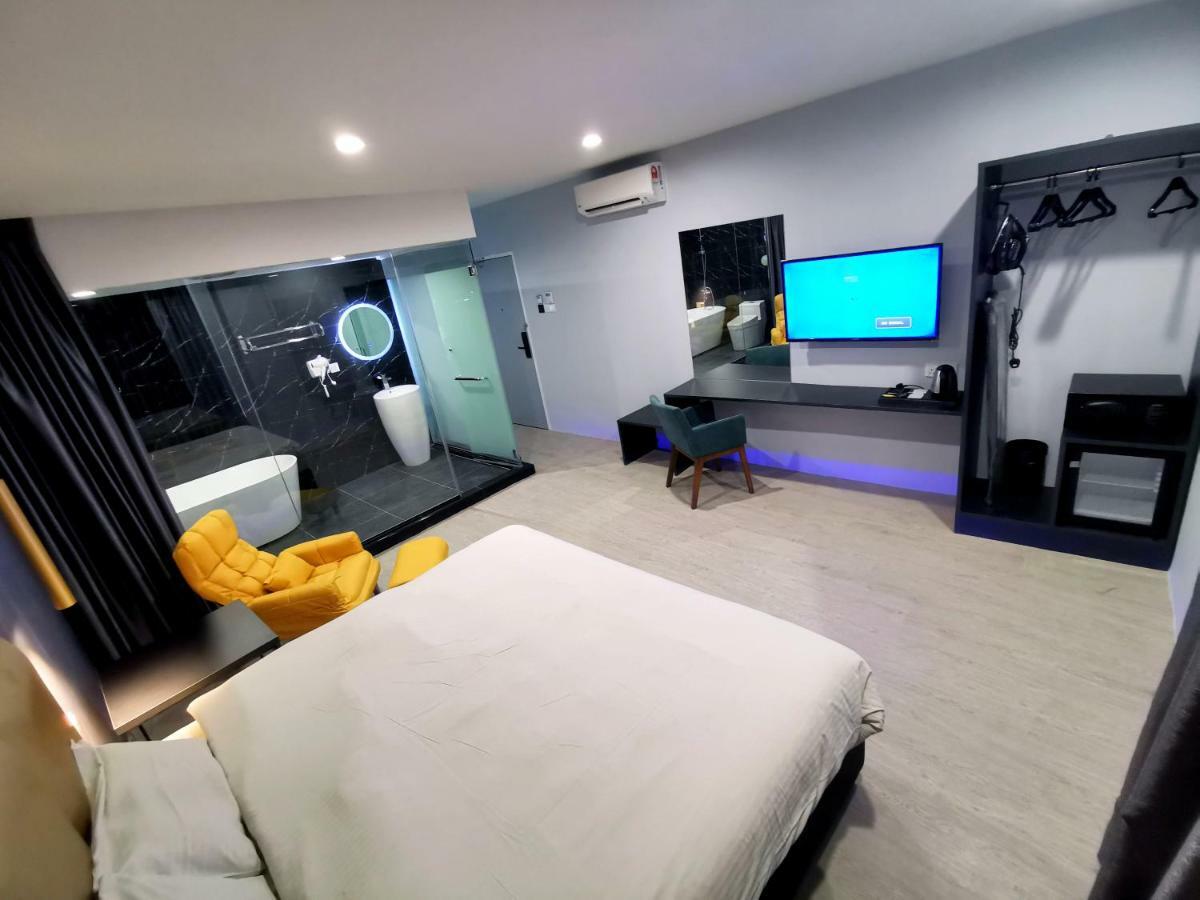 Wow Hotel Penang Джорджтаун Экстерьер фото